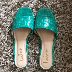 Turquoise snakeskin sandals